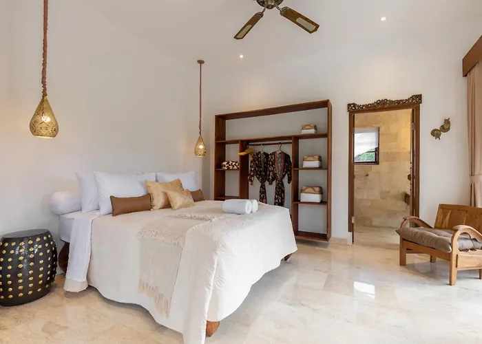 Villa Luxury In Center W/ Natural Pool La Bohemia Ubud (Bali)