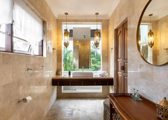 Luxury In Center W/ Natural Pool La Bohemia *