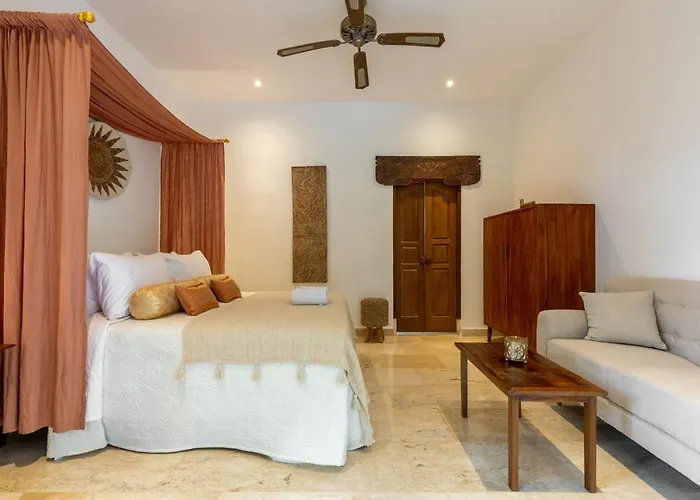 Luxury In Center W/ Natural Pool La Bohemia Villa Ubud (Bali)